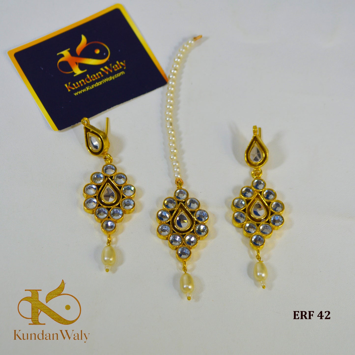 Earrings+Bindiya/Locket (ERF-42)