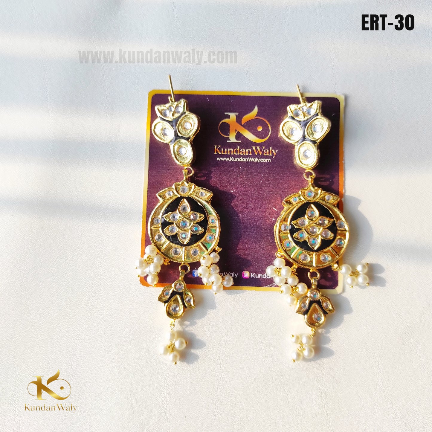 Earings (ERT-30)