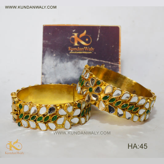 Bangles, Kara (HA-45)